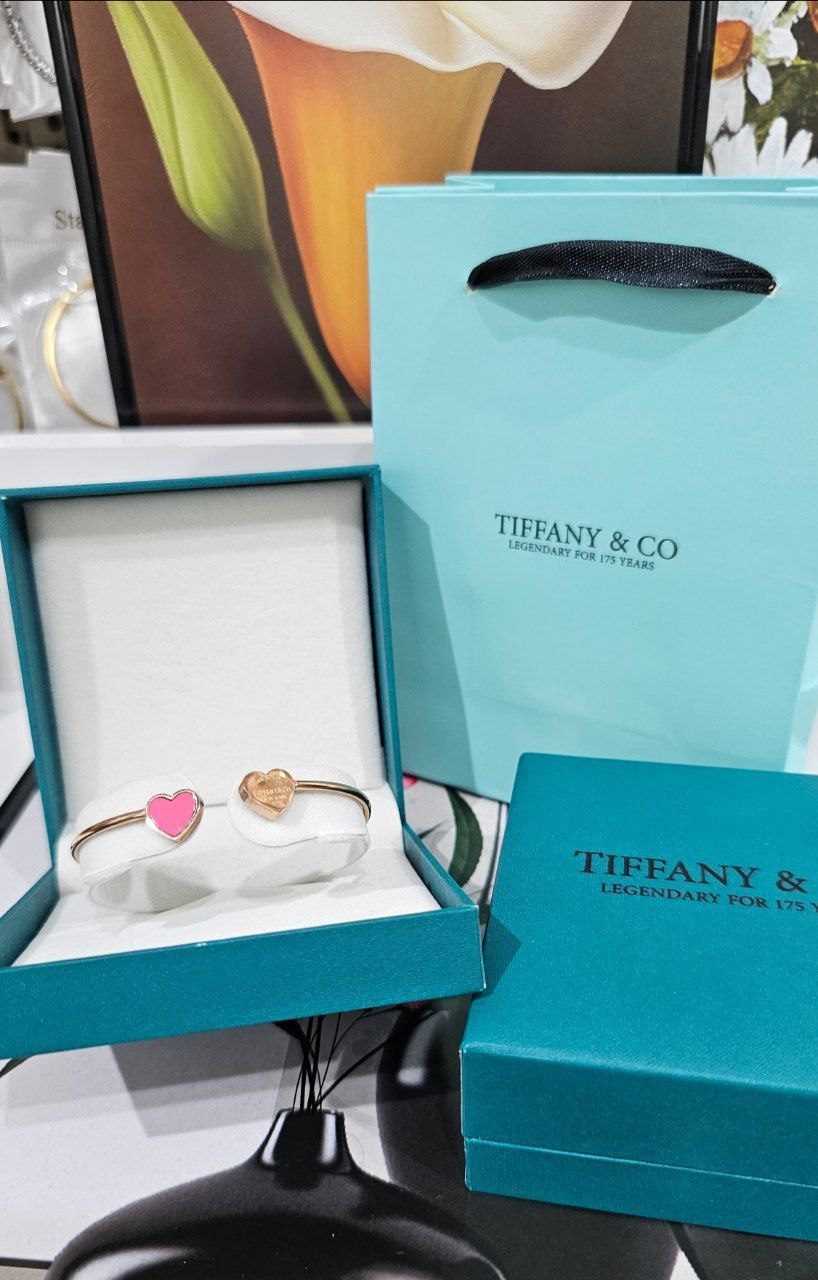 photo_5776195332370188763_y