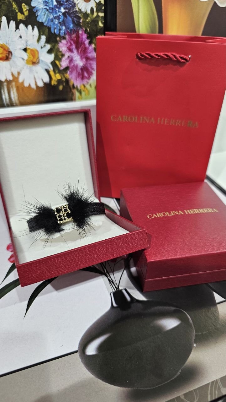 photo_6032834776655840704_y