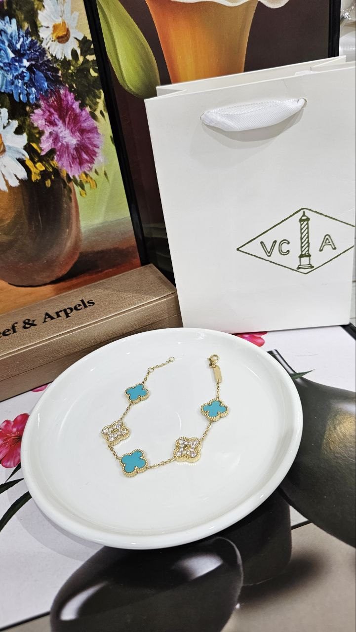 photo_6051108191758044441_y